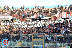 Catania-Benevento 1-0 (i tifosi) · Catania - Benevento