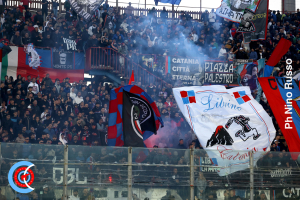Catania-Benevento 1-0 (i tifosi) · Catania - Benevento