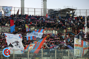 Catania-Benevento 1-0 (i tifosi) · Catania - Benevento