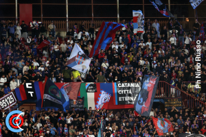 Catania-Monopoli 1-0 i tifosi · Catania - Monopoli