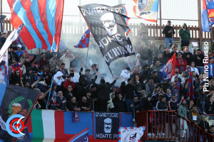 Catania-Benevento 1-0 (i tifosi) · Catania - Benevento