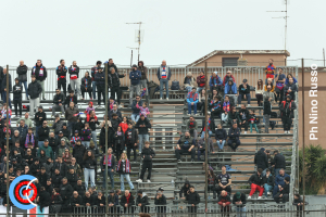 Latina-Catania 1-4 (i tifosi) · Latina - Catania