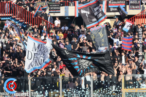 Catania-Benevento 1-0 (i tifosi) · Catania - Benevento