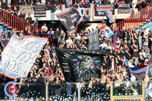 Catania-Benevento 1-0 (i tifosi) · Catania - Benevento