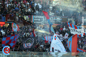 Catania-Benevento 1-0 (i tifosi) · Catania - Benevento