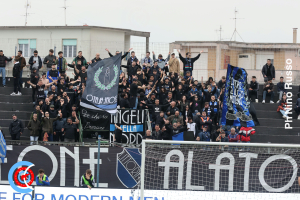 Latina-Catania 1-4 (i tifosi) · Latina - Catania