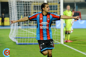 Catania-Crotone 2-0