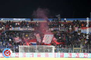Catania-Benevento 1-0 (i tifosi) · Catania - Benevento