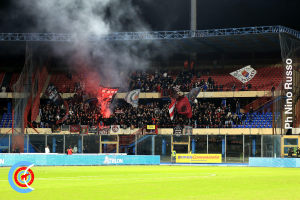 Catania-Trapani 2-1 (i tifosi) · Catania - Trapani