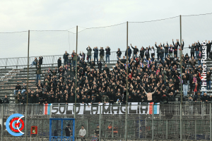 Latina-Catania 1-4 (i tifosi) · Latina - Catania