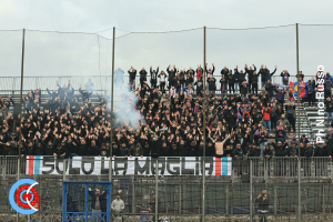 Latina-Catania 1-4 (i tifosi) · Latina - Catania