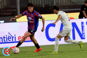 Catania-Cosenza 4-0 · Catania - Cosenza