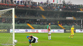 Tiro di Rosina di poco a lato