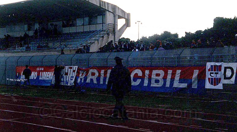 1996-97: Tifosi rossazzurri presenti a Bisceglie