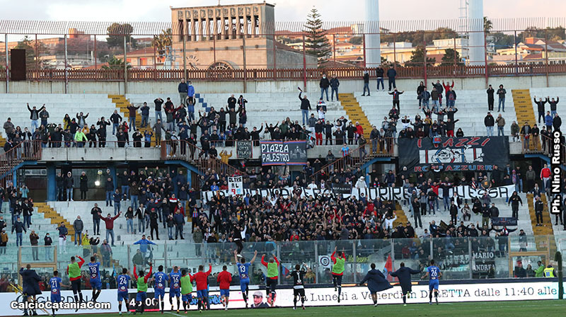 Catania-Potenza 2-1 i tifosi