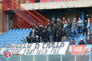 Catania-Cosenza 2-0 (i tifosi)