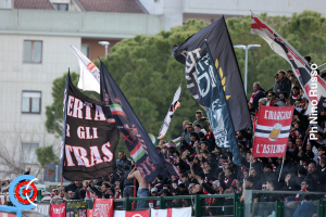 Team Altamura -Catsnia 1-1 (i tifosi) · Altamura - Catania