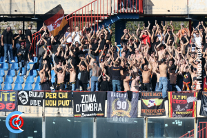 Catania-Benevento 1-0 (i tifosi)