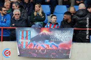 Catania-Crotone 0-0 (i tifosi)