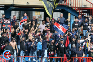 Catania-Crotone 0-0 (i tifosi)