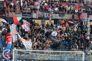 Catania-Crotone 0-0 (i tifosi)