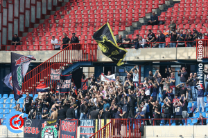 Catania-Crotone 0-0 (i tifosi)
