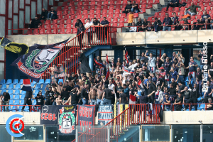 Catania-Crotone 0-0 (i tifosi)
