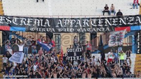 Catania-Cosenza 0-2, i tifosi · Catania - Cosenza