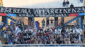 Catania-Cosenza 0-2, i tifosi · Catania - Cosenza