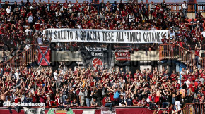 Catania-Trapani 4-1, i tifosi · Catania - Trapani