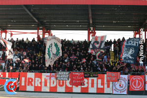 Team Altamura -Catsnia 1-1 (i tifosi) · Altamura - Catania