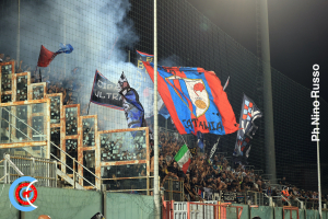 Crotone-Catania 1-0 coppa Italia i tifosi