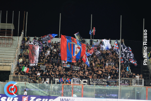 Crotone-Catania 1-0 coppa Italia i tifosi
