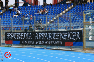 Catania-Crotone 0-0 (i tifosi)