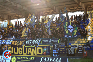 Giugliano-Catania 0-3 (i tifosi)