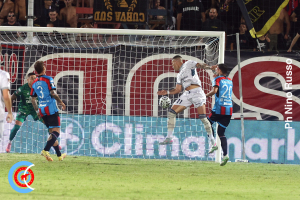 Crotone-Catania 1-0 coppa italia