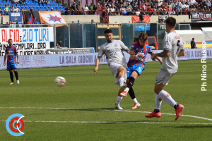 Catania-Crotone 0-0