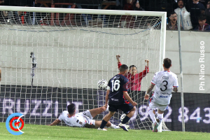 Crotone-Catania 2-0